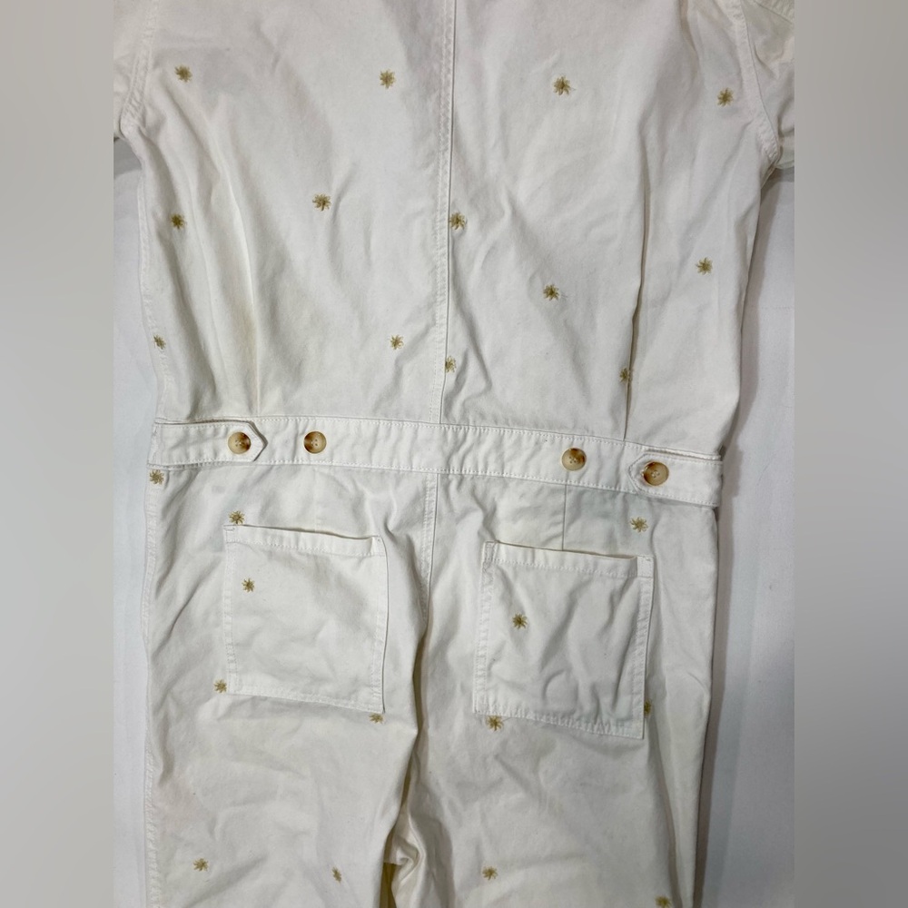 Driftwood Carly Jumpsuit in White Dizzy Daisy Print - Picture 10 of 16